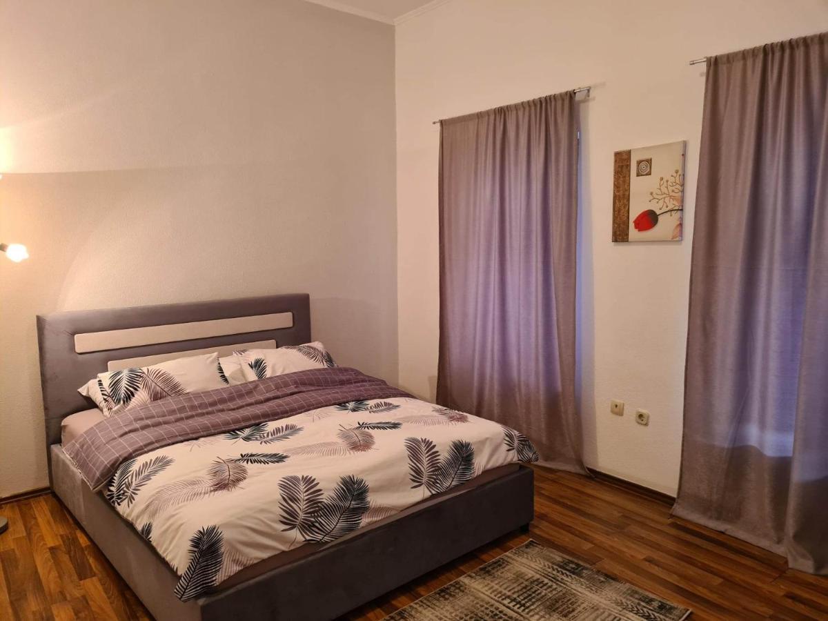 Stan Mostar-Mostovi Esterno foto